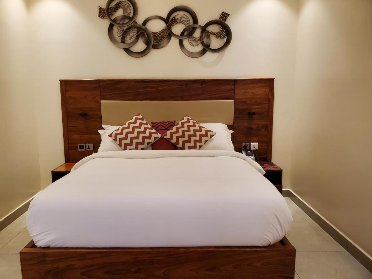 Millennium Terrace Hotel Кампала Экстерьер фото