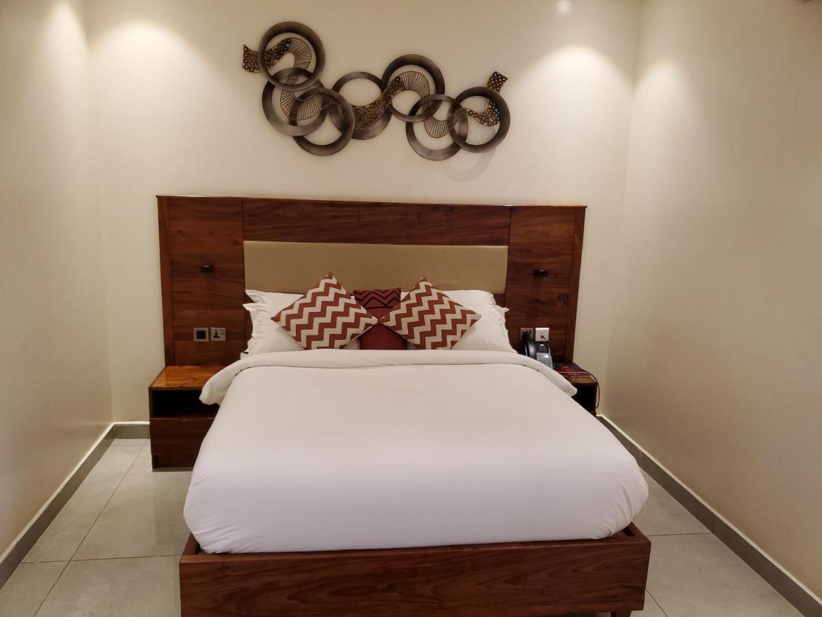 Millennium Terrace Hotel Кампала Экстерьер фото