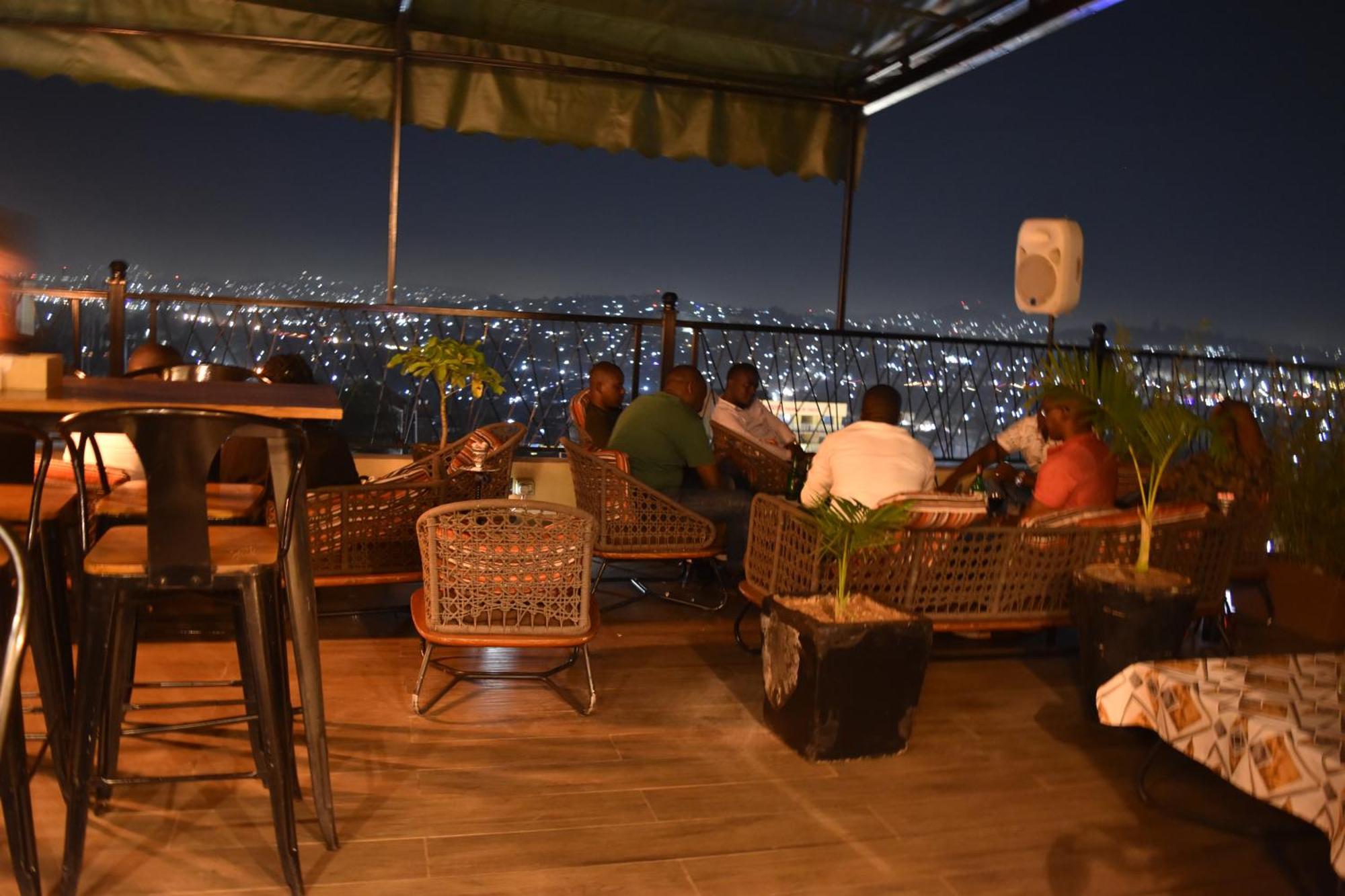 Millennium Terrace Hotel Кампала Экстерьер фото