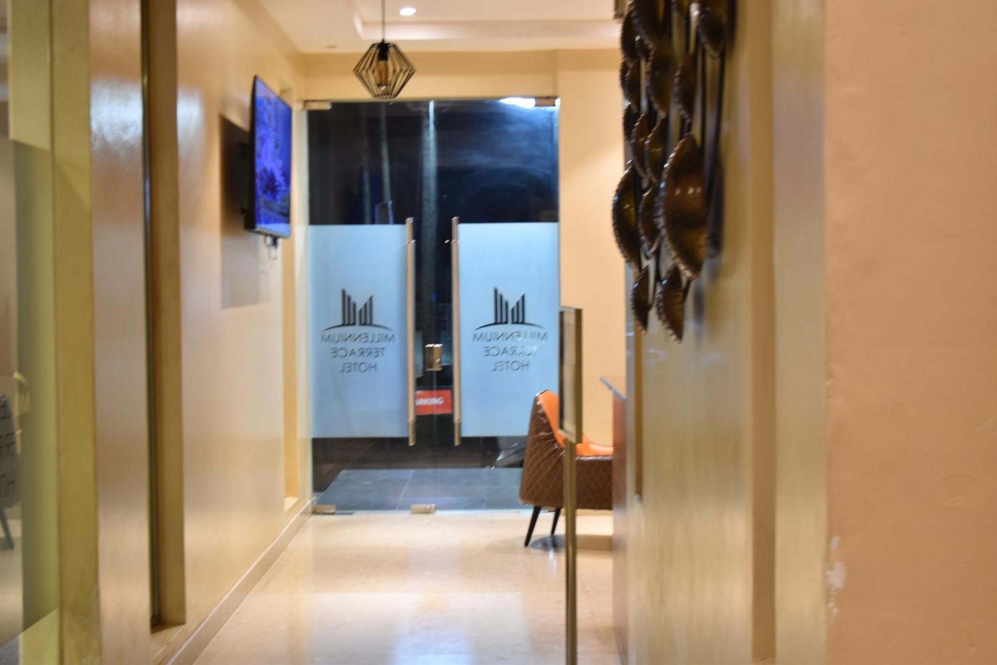 Millennium Terrace Hotel Кампала Экстерьер фото
